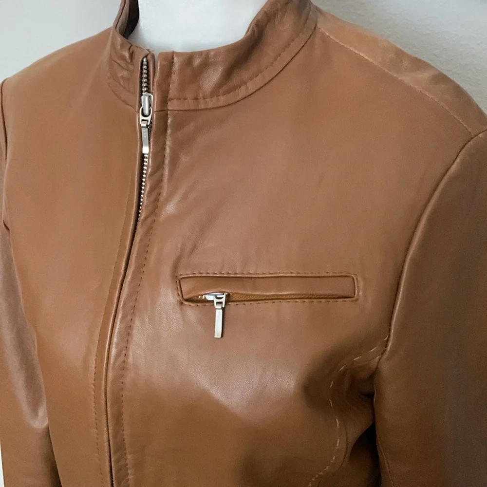 Real Leather Jacket - Picture 6 of 9